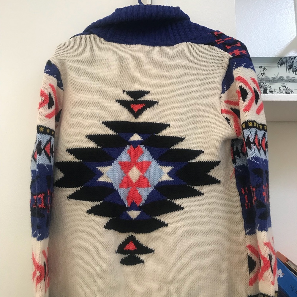 Patterned Jacket - Picture 2 of 2